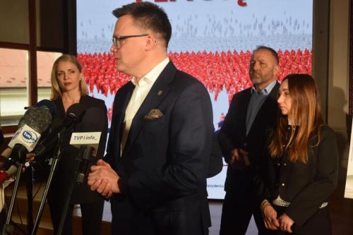 dsc-4852-copy Spotkanie otwarte z Szymonem Hołownią w Tarnowie