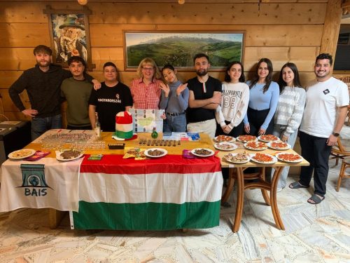 4X9H-cCA Tarnowska młodzież stawia na AI