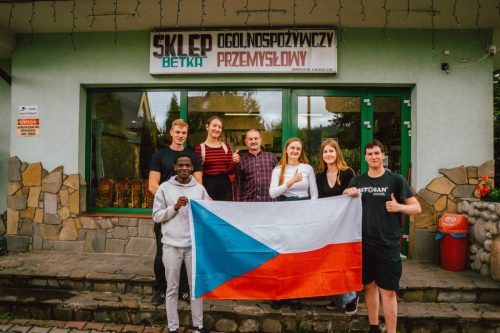 539262602_1181034310718382_1024405443159370751_n Projekt „Nasze miejsce w świecie”