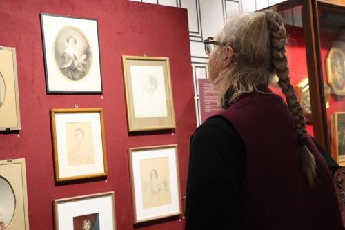 img-0560-edytowano-copy "Wielkie Historie w Małych Formach: Wystawa Miniatur"