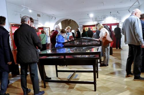 img-0580-edytowano-copy "Wielkie Historie w Małych Formach: Wystawa Miniatur"