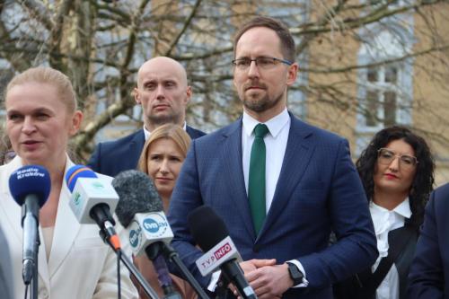 IMG_3653-Copy Briefing prasowy i spotkanie ze społecznością III LO w Tarnowie, minister Barbary Nowackiej