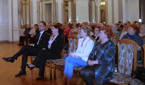 11 Marzena Okła - Drewnowicz, Ministra ds. Polityki Senioralnej z wizytą w Tarnowie