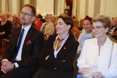 7 Marzena Okła - Drewnowicz, Ministra ds. Polityki Senioralnej z wizytą w Tarnowie