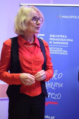 8 „Spotkanie autorskie z Danutą Mirosławską – poezja osobista i dojrzała”