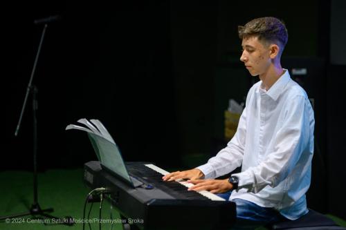 Koncert-106 Koncert Młodych Pianistów