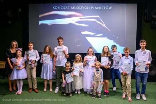 Koncert-118 Koncert Młodych Pianistów