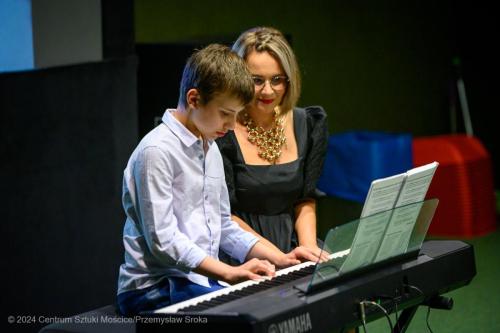 Koncert-49 Koncert Młodych Pianistów