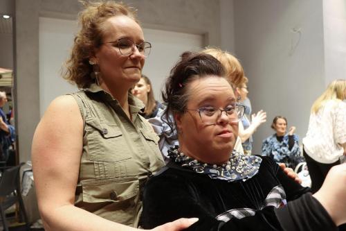 12 Drugie Życie Jeansu – niezwykły pokaz mody pełen serca