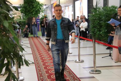 27 Drugie Życie Jeansu – niezwykły pokaz mody pełen serca