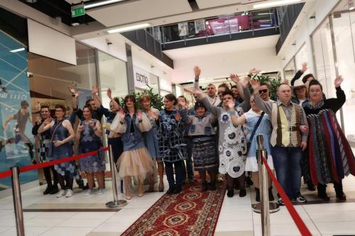 70 Drugie Życie Jeansu – niezwykły pokaz mody pełen serca