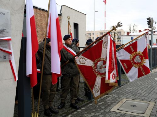 5-copy Uroczystość nadania imienia gen. bryg. Zdzisława Baszaka Regionalnemu Centrum Edukacji o Pamięci