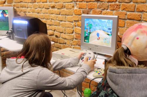 2rEn4-_Q Noc Muzeów 2024: Noc Wspomnień i Gier przy Bema 20