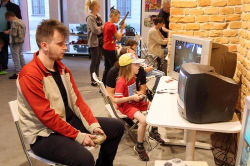 9C5p19g Noc Muzeów 2024: Noc Wspomnień i Gier przy Bema 20