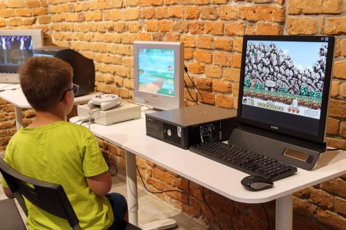 WHqfks0w Noc Muzeów 2024: Noc Wspomnień i Gier przy Bema 20