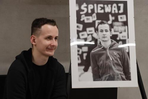 1-copy (NIE)PODOBNI wystawa fotografii w MCA Tarnów