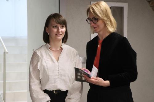 2a-copy (NIE)PODOBNI wystawa fotografii w MCA Tarnów