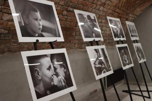 img-5828-copy (NIE)PODOBNI wystawa fotografii w MCA Tarnów