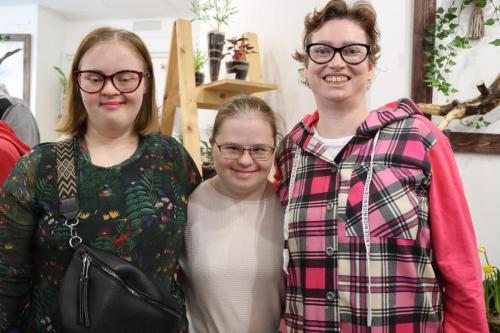 11-copy Małe Wielkie Ogrody – Sztuka Natury w Drewnie i Szkle