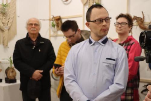 19-copy Małe Wielkie Ogrody – Sztuka Natury w Drewnie i Szkle