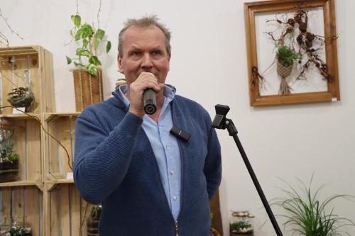 5-copy Małe Wielkie Ogrody – Sztuka Natury w Drewnie i Szkle