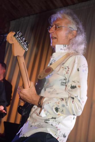 dsc-4253-copy Lustrzana Piwnica - "Rockowe Opłateczki" Wojtka Klicha