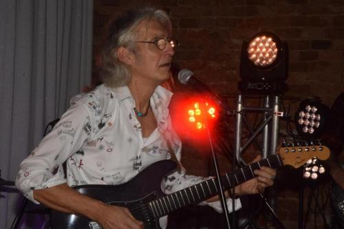 dsc-4258-copy Lustrzana Piwnica - "Rockowe Opłateczki" Wojtka Klicha