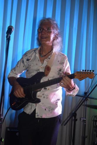 dsc-4286-copy Lustrzana Piwnica - "Rockowe Opłateczki" Wojtka Klicha