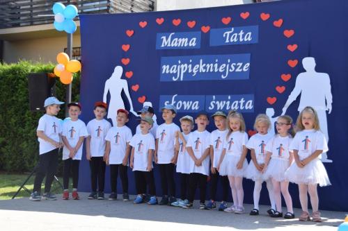448551371_867477742077923_8350503336025162783_n Festyn rodzinny pod hasłem "Mama i tata najpiękniejsze słowa świata"