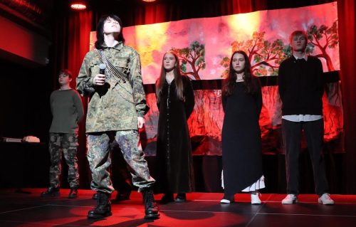 5d „«Piekło–Niebo» – teatr młodych, który mówi głośno i odważnie”