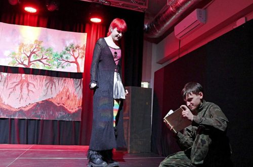 6c „«Piekło–Niebo» – teatr młodych, który mówi głośno i odważnie”