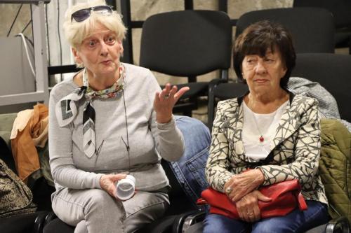 5-copy Senioralna grupa teatralna PIN na UTW