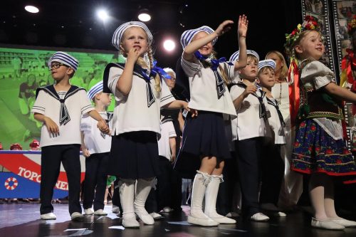 36-copy Od pokoleń blisko dzieci i mieszkańców Mościc – Jubileusz 70-lecia PP 33.....
