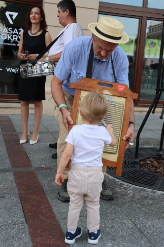 3 Nowoorleańskie rytmy na tarnowskiej starówce
