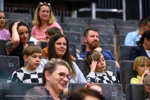 Spektakl-14-Poprawione-Szum CSM - "Pchła Szachrajka