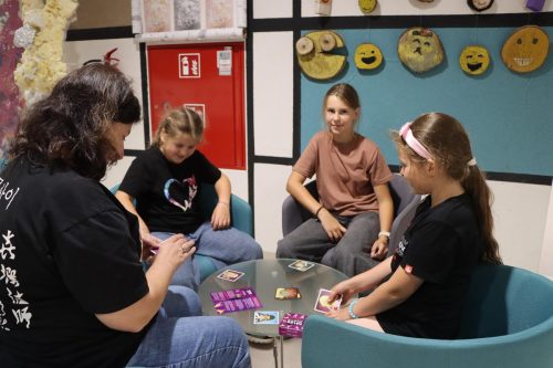 1-edytowano-copy Planszówki / Młodzieżówki / Nocne spotkanie