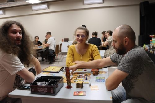 2b-copy Planszówki / Młodzieżówki / Nocne spotkanie