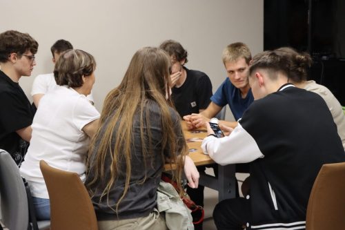 img-8561-copy Planszówki / Młodzieżówki / Nocne spotkanie