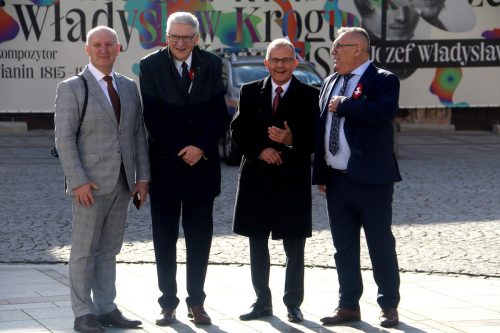 14-copy Polonez z Piłsudskim – młodzież w hołdzie Niepodległej.