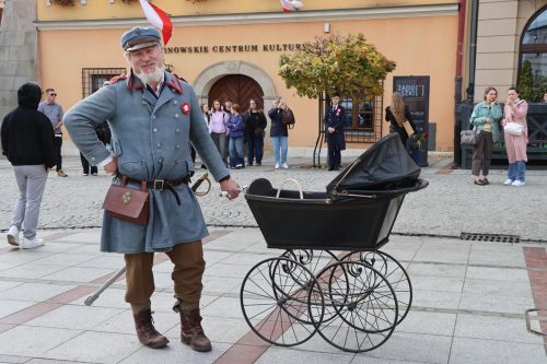 img-2137-copy Polonez z Piłsudskim – młodzież w hołdzie Niepodległej.