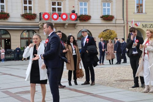 img-2141-copy Polonez z Piłsudskim – młodzież w hołdzie Niepodległej.