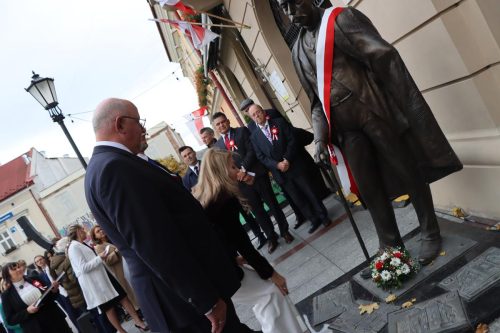 img-2263-copy Polonez z Piłsudskim – młodzież w hołdzie Niepodległej.