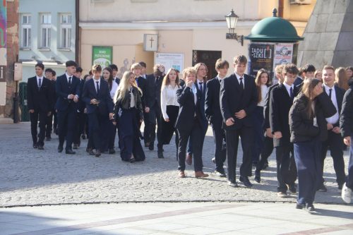 img-9023-copy Polonez z Piłsudskim – młodzież w hołdzie Niepodległej.