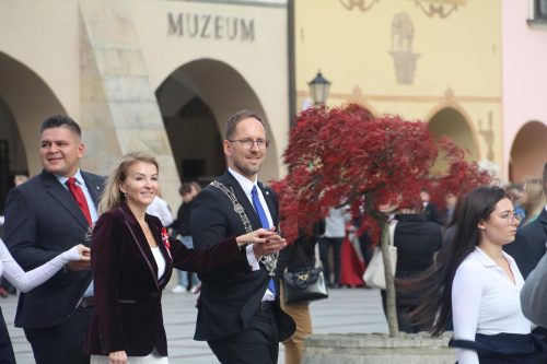 img-9125-copy Polonez z Piłsudskim – młodzież w hołdzie Niepodległej.