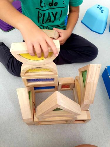 382264143_1036140284054935_1807485885613703510_n Wakacyjne porady sensoryczne