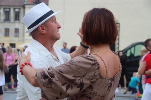 451347791_885788426913521_8441261169937937632_n Potańcówka 2024 "Tak bawi się Tarnów"