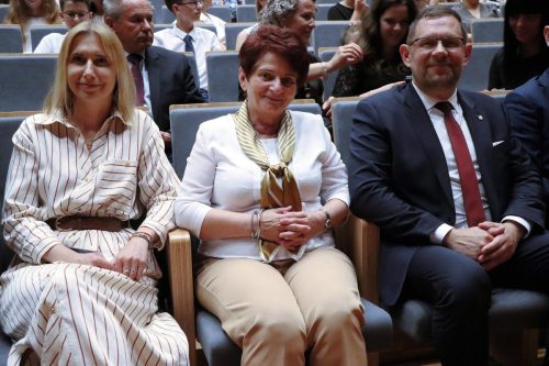 16 Nowi dyrektorzy tarnowskich placówek oświatowych