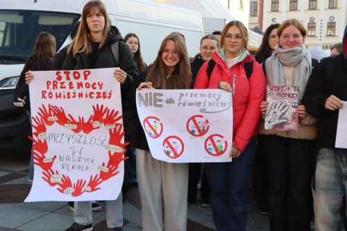 4-copy Tydzień bez przemocy rówieśniczej w Tarnowie – głos uczniów przeciw agresji