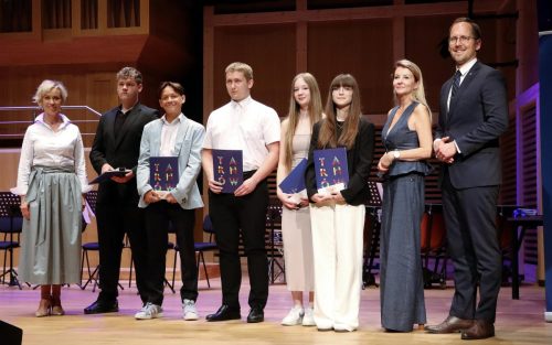 3e Zakończenie roku szkolnego w Tarnowie - Prymusi 2025