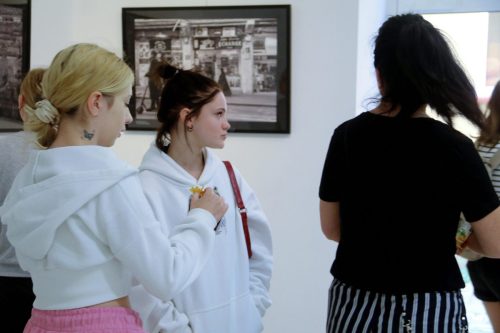 19 Wernisaż wystawy Przemysława Sroki "Jerozolima – miasto z kamienia i religii"